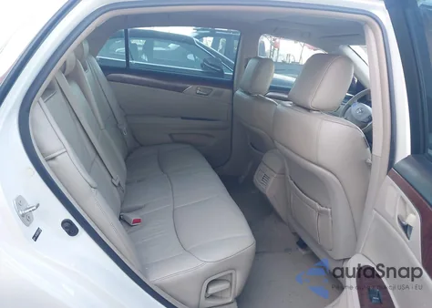 2011 Toyota Avalon z USA, uszkodzony, nr VIN 4T1BK3DB8BU372998